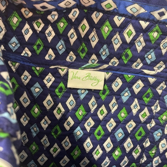 Excellent used condition large Vera Bradley tote with dark blue paisley print - Picture 5 of 8